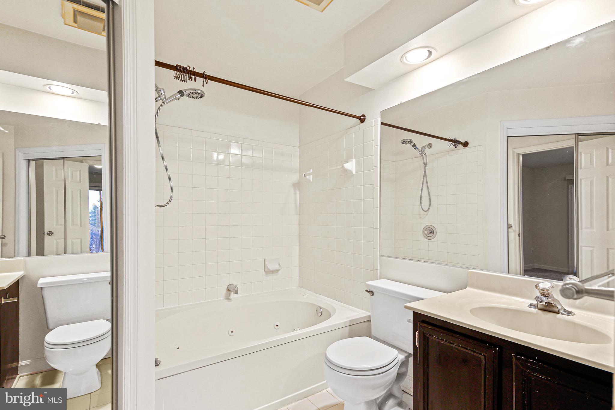 6830 Hayley Ridge Way, Unit B Baltimore, MD 21209 - Photo 13 of 30 Gallery Image 13