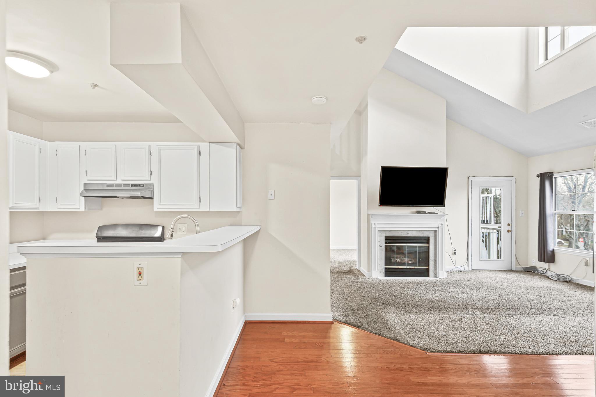6830 Hayley Ridge Way, Unit B Baltimore, MD 21209 - Photo 3 of 30 Gallery Image 3