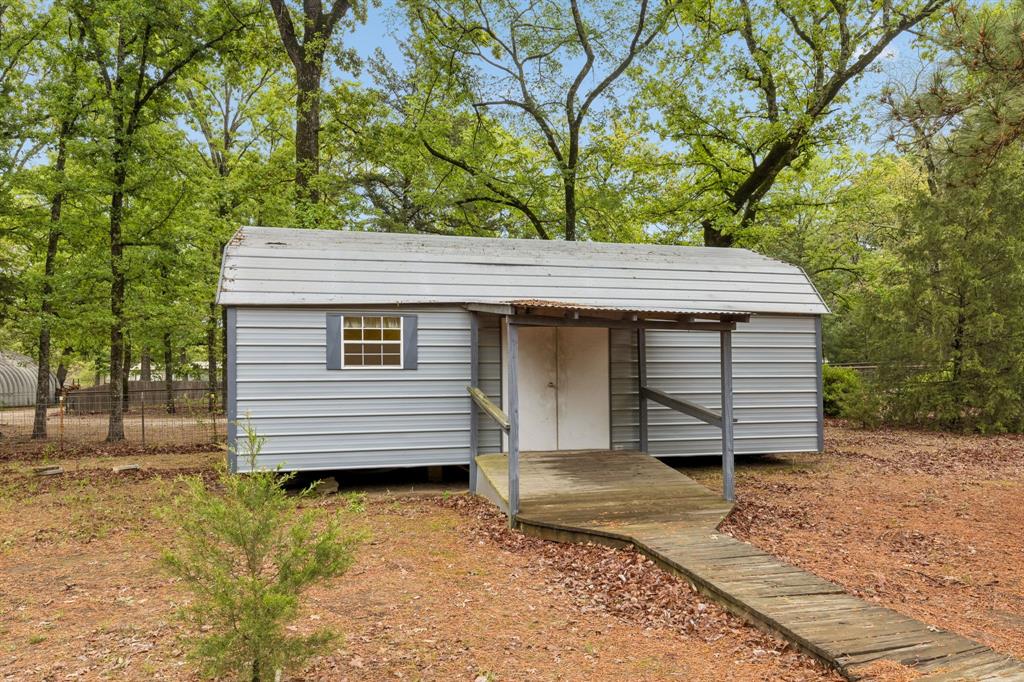 671 VZ County Road Canton, TX 75103 - Photo 13 of 33 Secon structure with half bath aka Quilt House