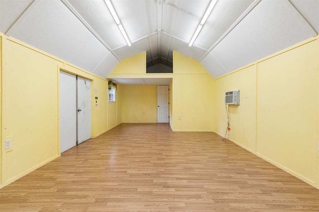 671 VZ County Road Canton, TX 75103 - Photo 14 of 33 Quilt House with half bath