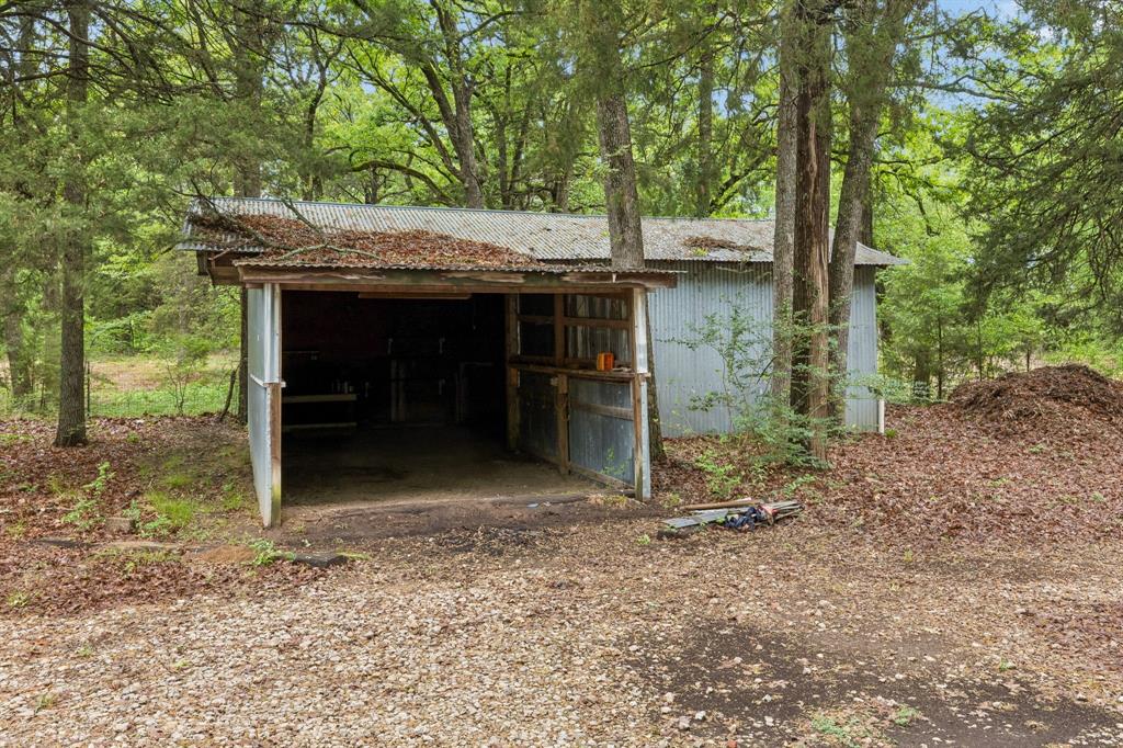 671 VZ County Road Canton, TX 75103 - Photo 17 of 33 Barn One