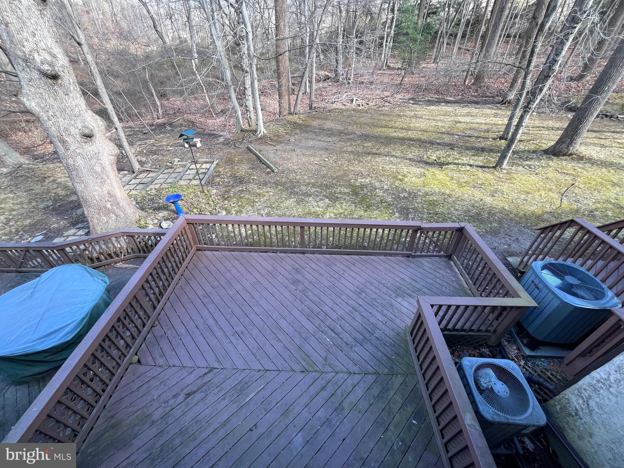 504 Williamson Circle Media, PA 19063 - Photo 17 of 30 Overlook backyard from Balcony