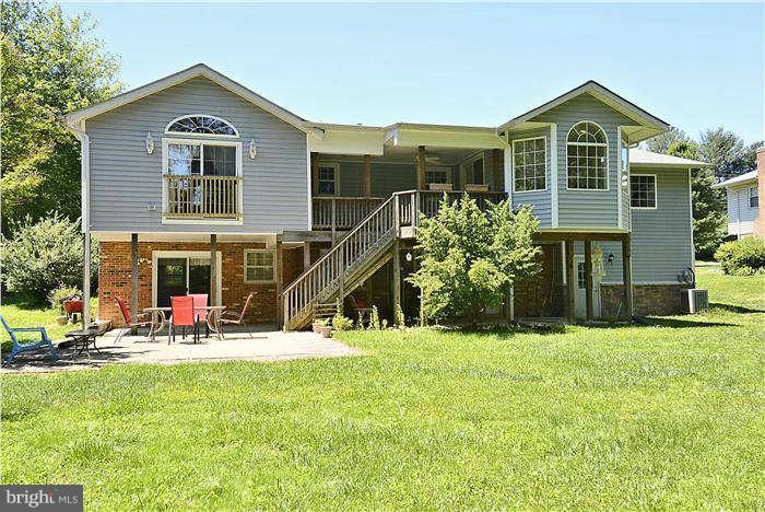 9908 Vale Road Vienna, VA 22181 - Photo 22 of 30 Huge flat backyard w/2 covered decks and patio!