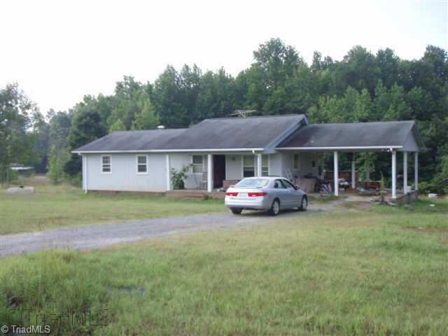 284 Koger Road Reidsville, NC 27320 - Photo 1 of 4 Exterior Front.