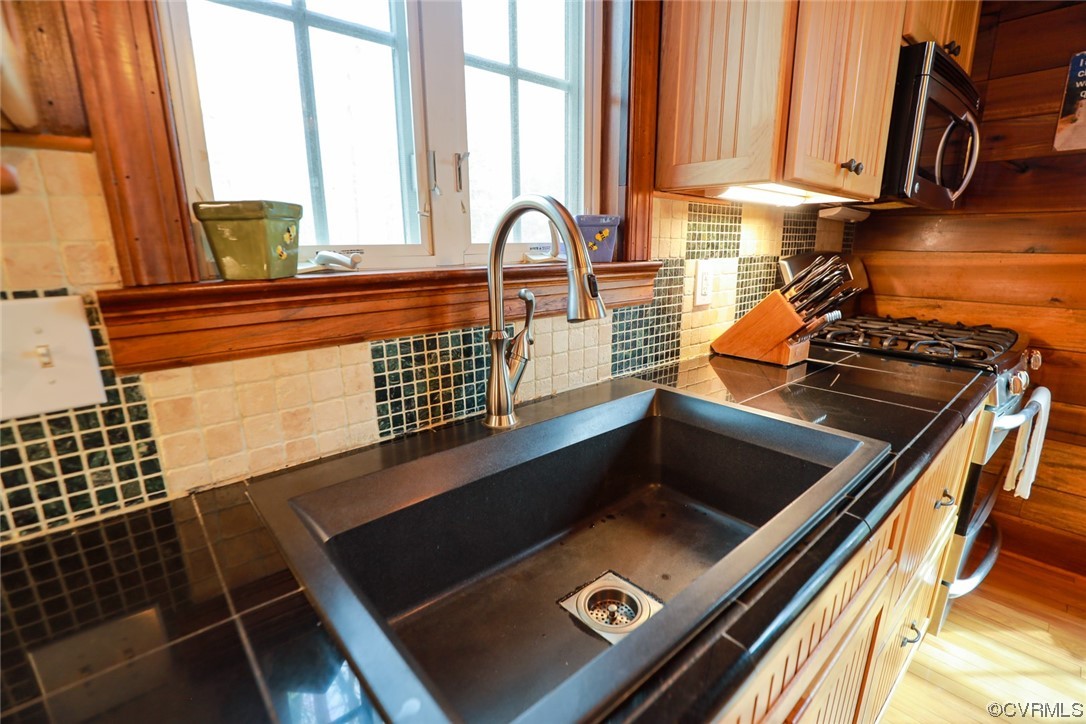 5404 Roxbury Road Providence Forge, VA 23140 - Photo 16 of 46 Gallery Image 16