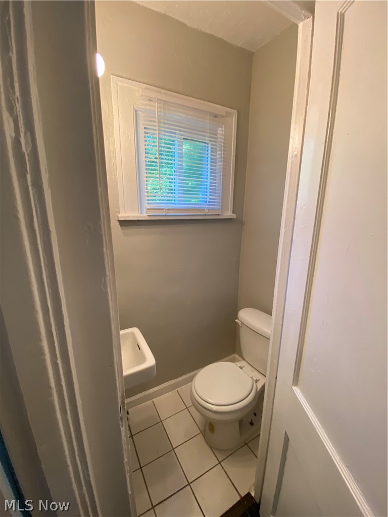 3337 Kildare Road Cleveland, OH 44118 - Photo 18 of 22 Half Bath