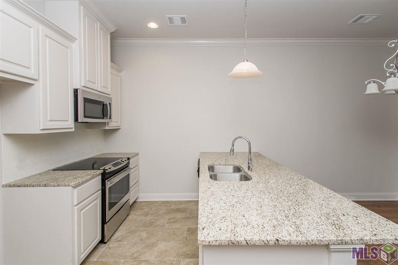 11533 Cottageview Lane, Unit 11B Baton Rouge, LA 70816 - Photo 6 of 38 Gallery Image 6