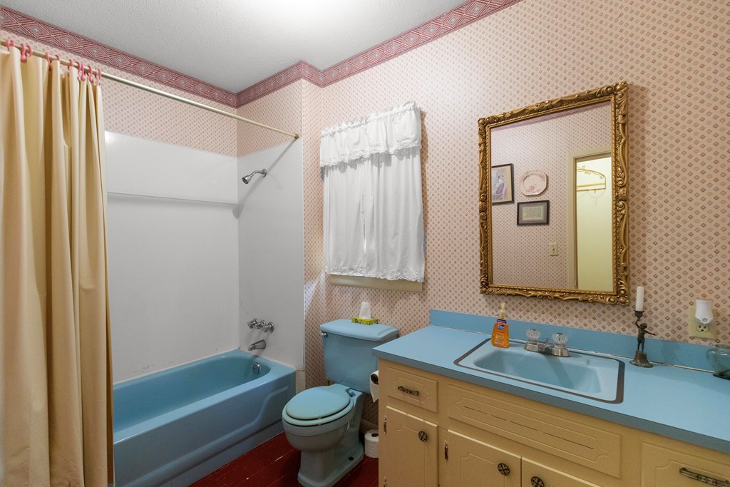 228 Depot Street Slocomb, AL 36375 - Photo 15 of 31