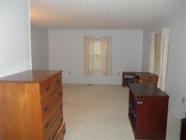 19 Valley Forge Road Taunton, MA 02780 - Photo 16 of 20 Gallery Image 16