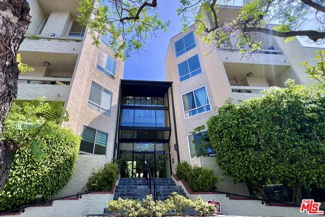 $959,000 | 8960 Cynthia Street, Unit 109, West Hollywood, CA 90069