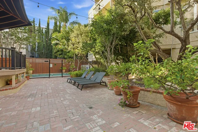 $959,000 | 8960 Cynthia Street, Unit 109, West Hollywood, CA 90069