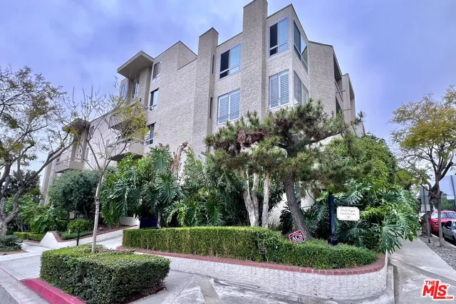 $959,000 | 8960 Cynthia Street, Unit 109, West Hollywood, CA 90069