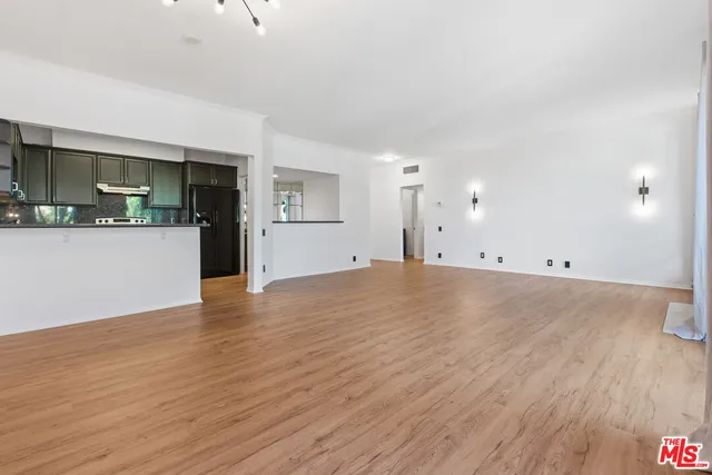 $959,000 | 8960 Cynthia Street, Unit 109, West Hollywood, CA 90069