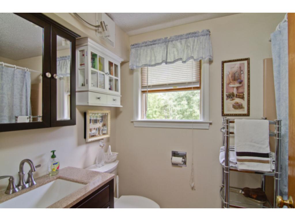 254 Dillingham Road North Berwick, ME 03906 - Photo 13 of 35