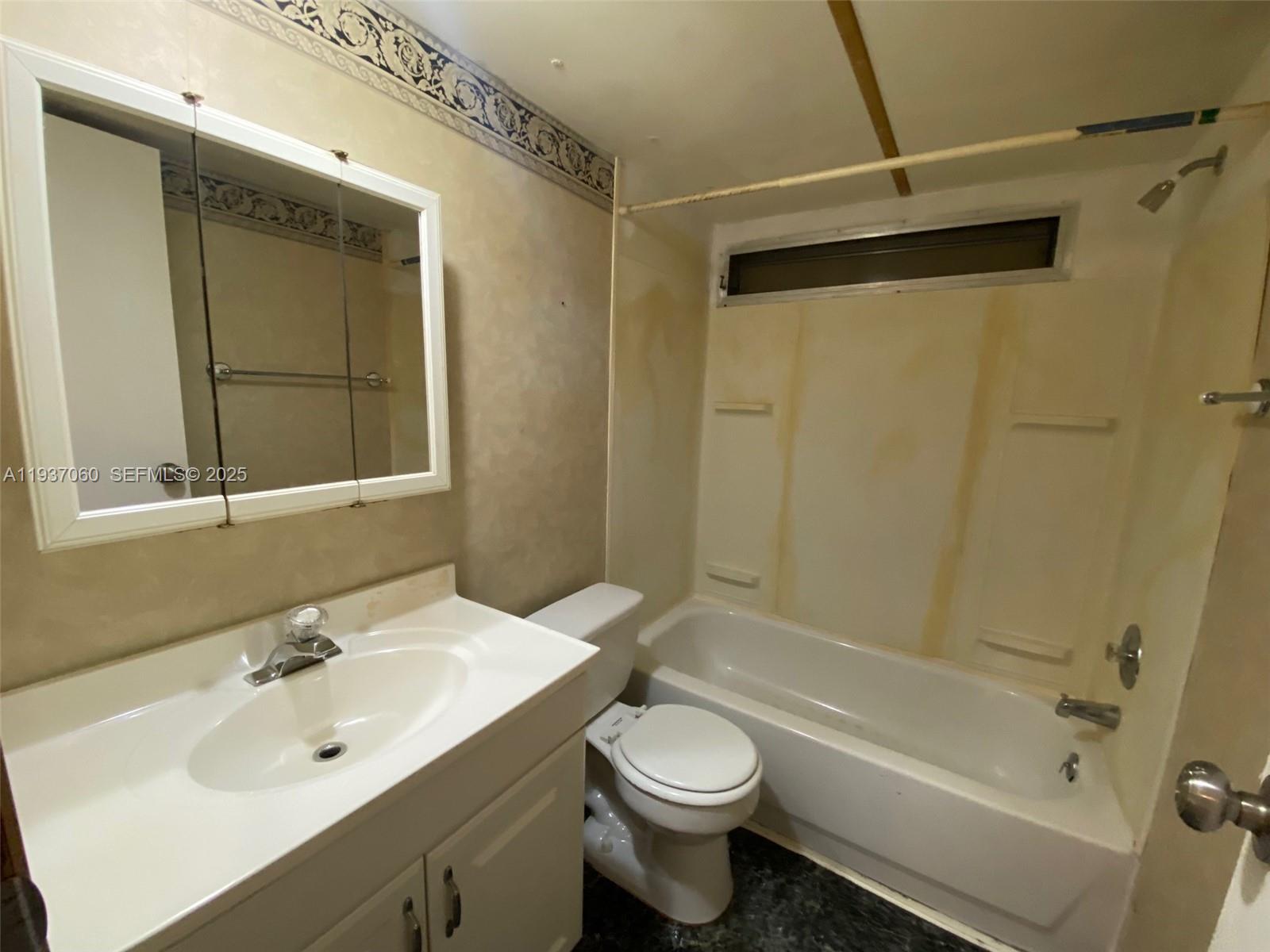 10457 South 228th Lane, Unit A Boca Raton, FL 33428 - Photo 12 of 36