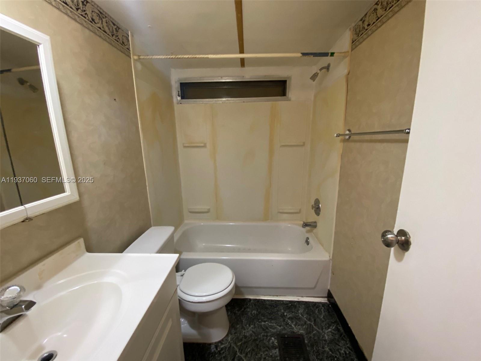 10457 South 228th Lane, Unit A Boca Raton, FL 33428 - Photo 13 of 36