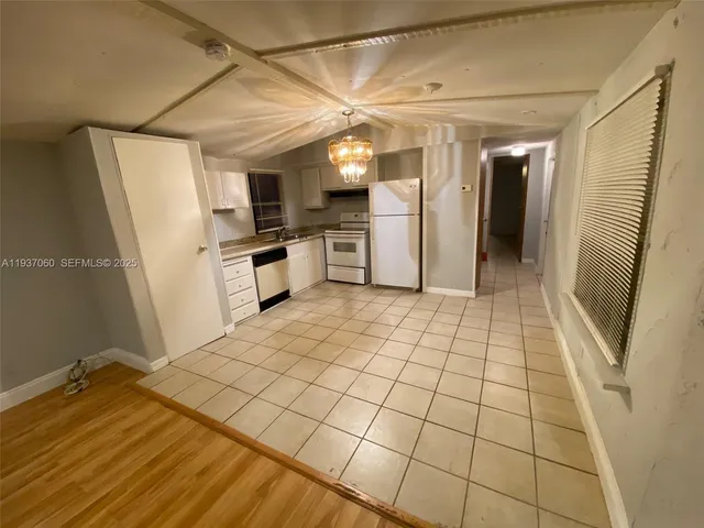 $1,900 | 10457 South 228th Lane, Unit A, Boca Raton, FL 33428