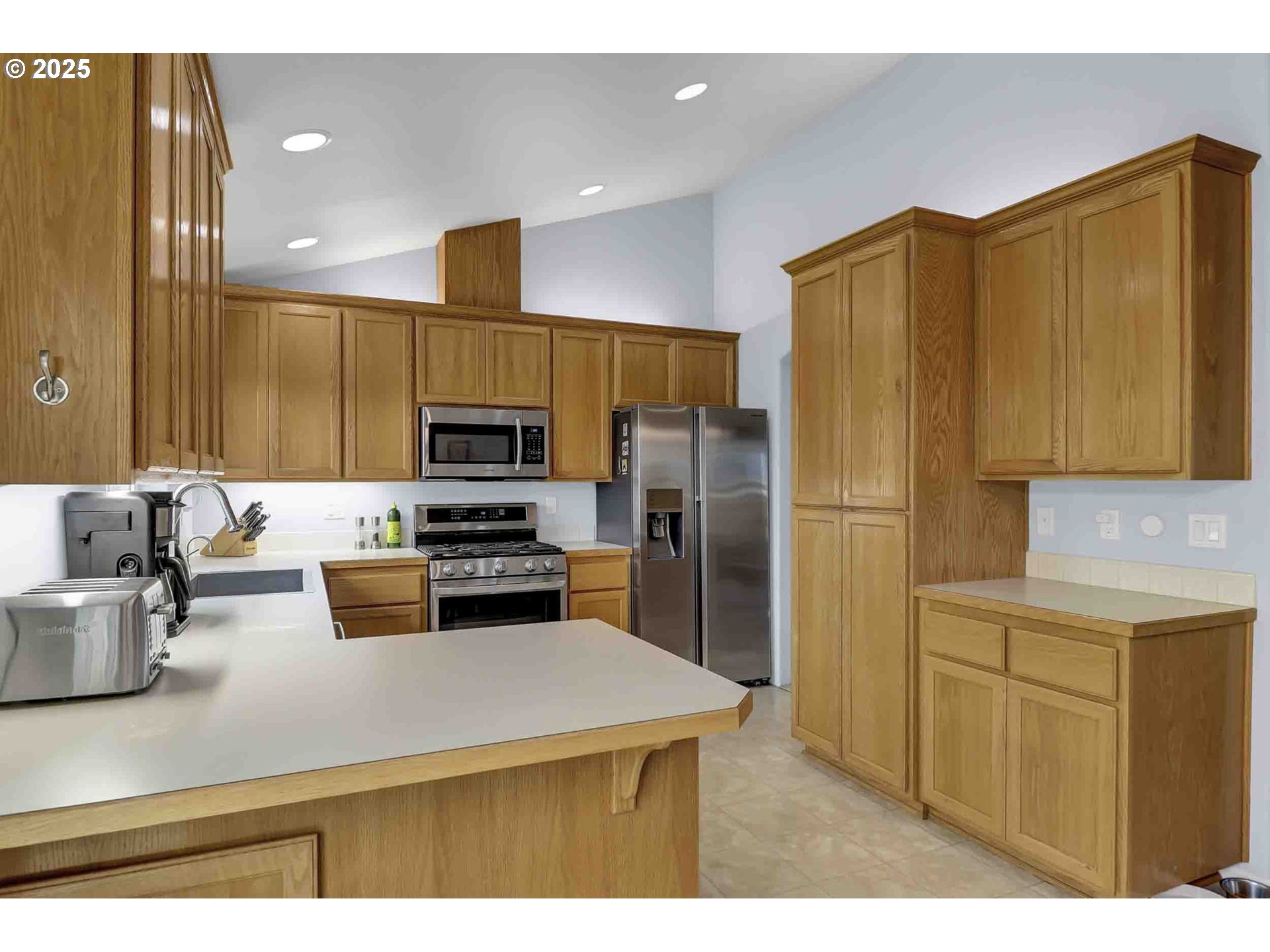 5986 Rombauer Road Eugene, OR 97402 - Photo 13 of 48 Gallery Image 13