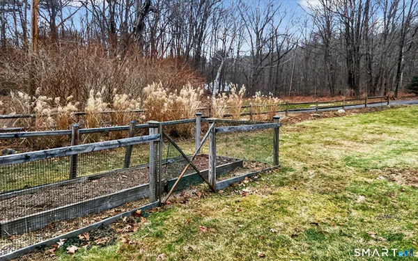 $359,000 | 308 Cherry Brook Road, Canton, CT 06019