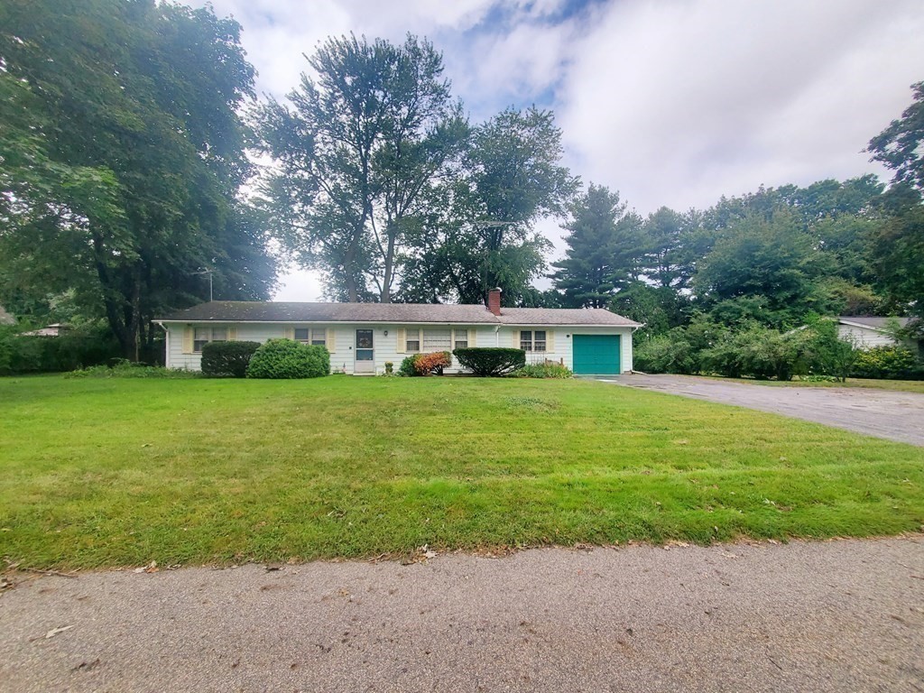 116 Lovejoy Road Andover, MA 01810 - Photo 19 of 23 Gallery Image 19