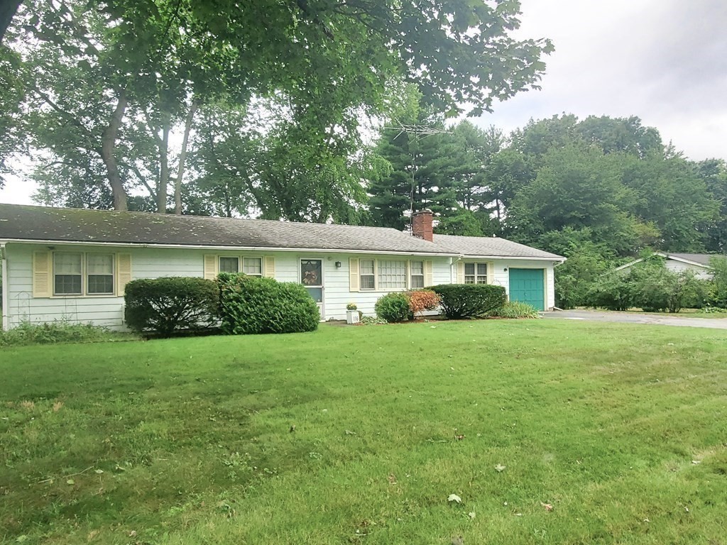 116 Lovejoy Road Andover, MA 01810 - Photo 21 of 23 Gallery Image 21