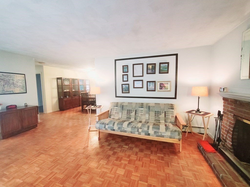 116 Lovejoy Road Andover, MA 01810 - Photo 5 of 23 Gallery Image 5