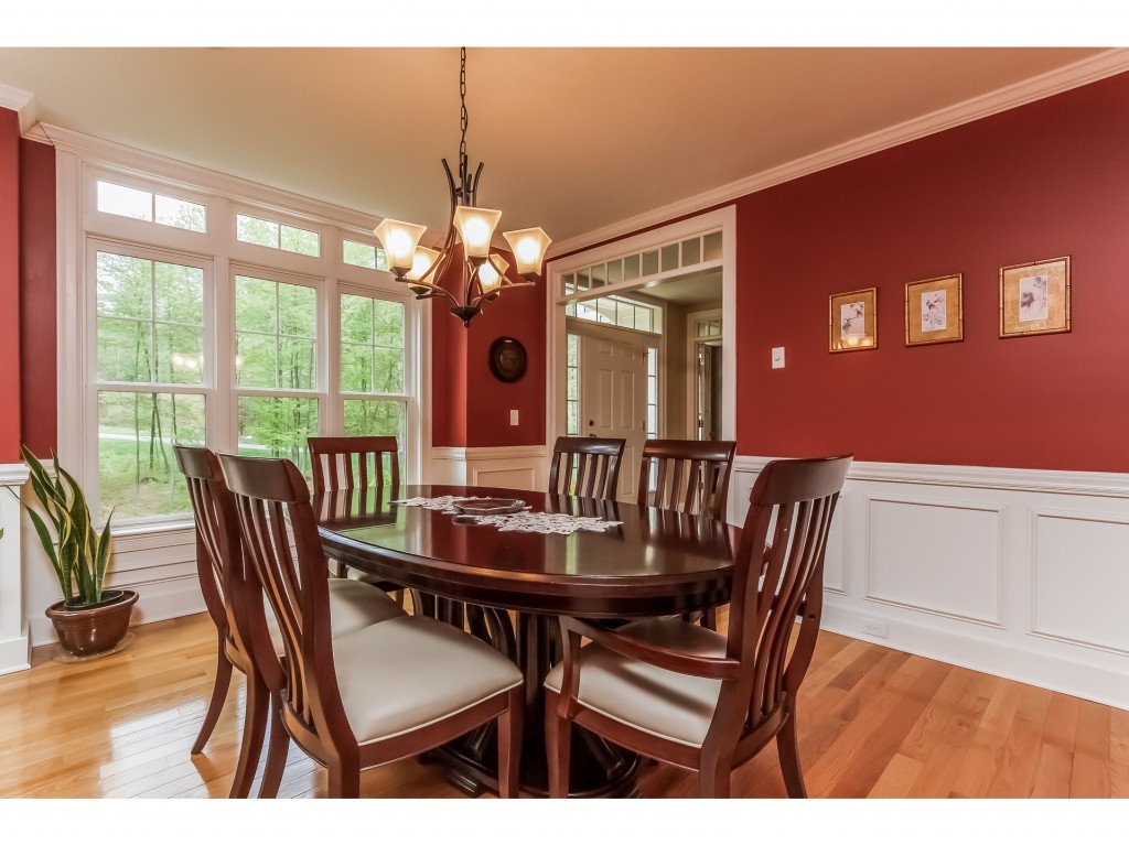 35 Greenleaf Street Merrimack, NH 03054 - Photo 6 of 36