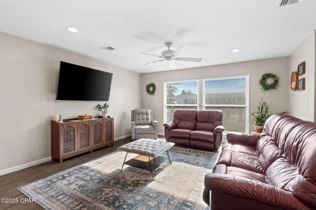 $300,000 | 212 South Kimbrel Avenue, Panama City, FL 32404