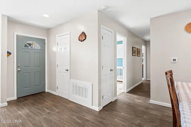 $300,000 | 212 South Kimbrel Avenue, Panama City, FL 32404