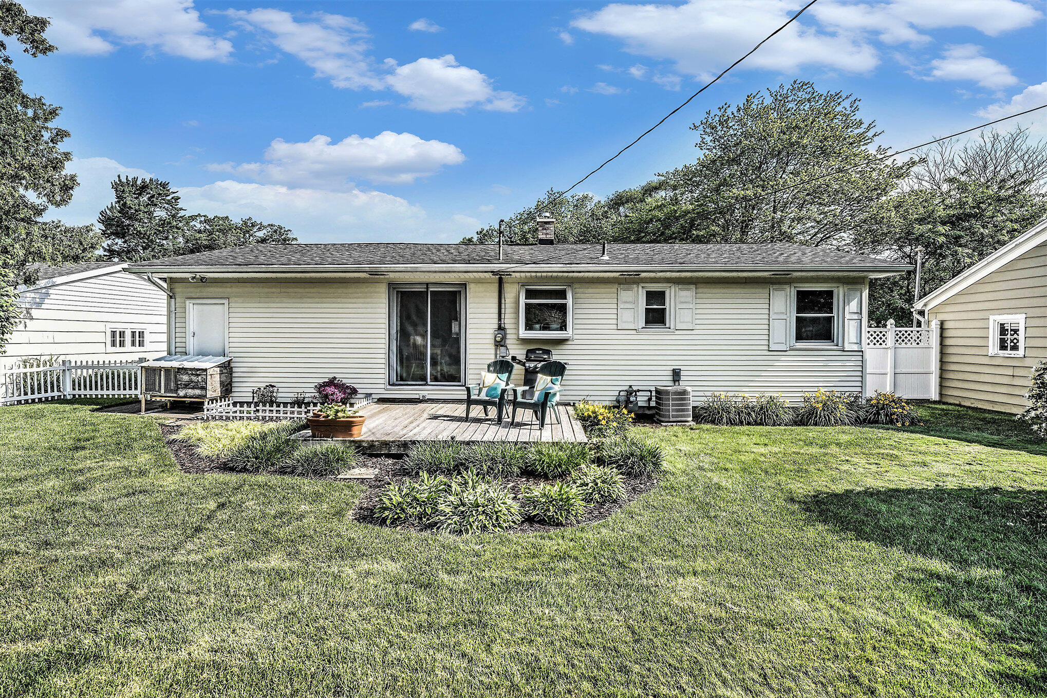 614 River Street Spring Lake, MI 49456 - Photo 15 of 19 013_file_840