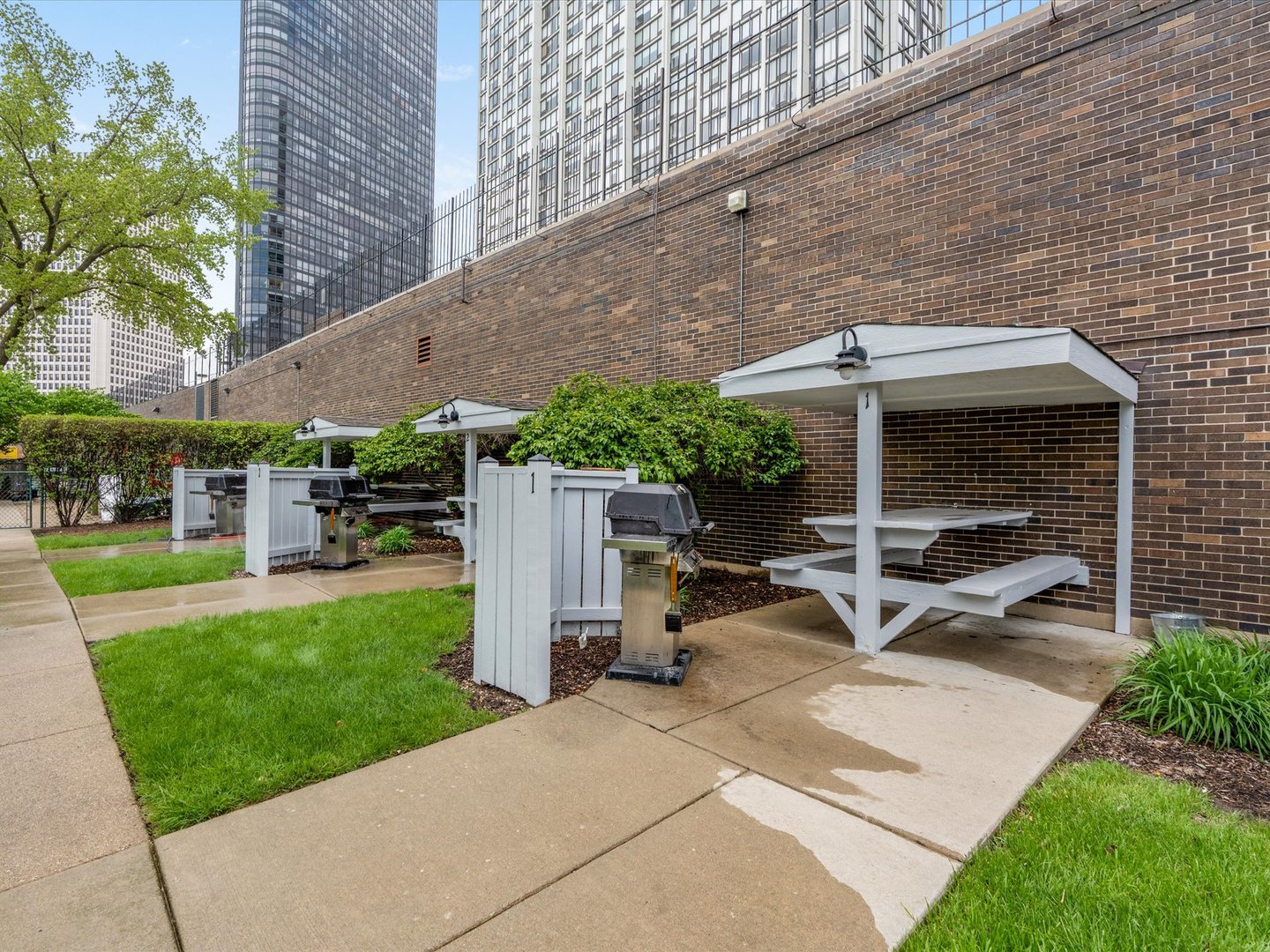 5455 North Sheridan Road, Unit 3515 Chicago, IL 60640 - Photo 59 of 68