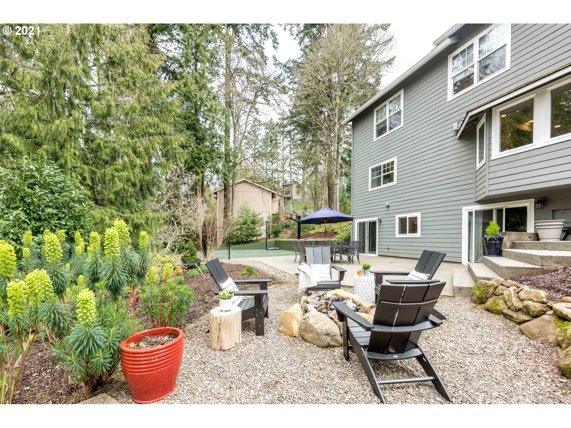 2925 Southwest Ridgewood Avenue Portland, OR 97225 - Photo 24 of 30 Gallery Image 24