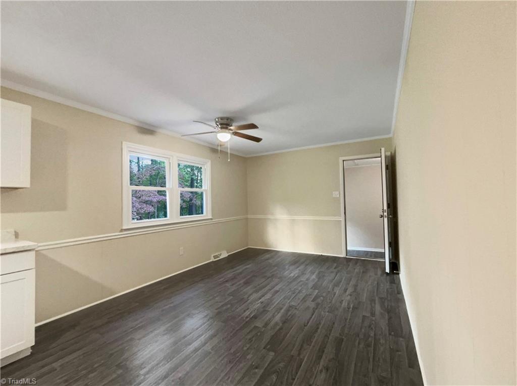 135 Darrell Davis Road Burlington, NC 27217 - Photo 13 of 25 Gallery Image 13