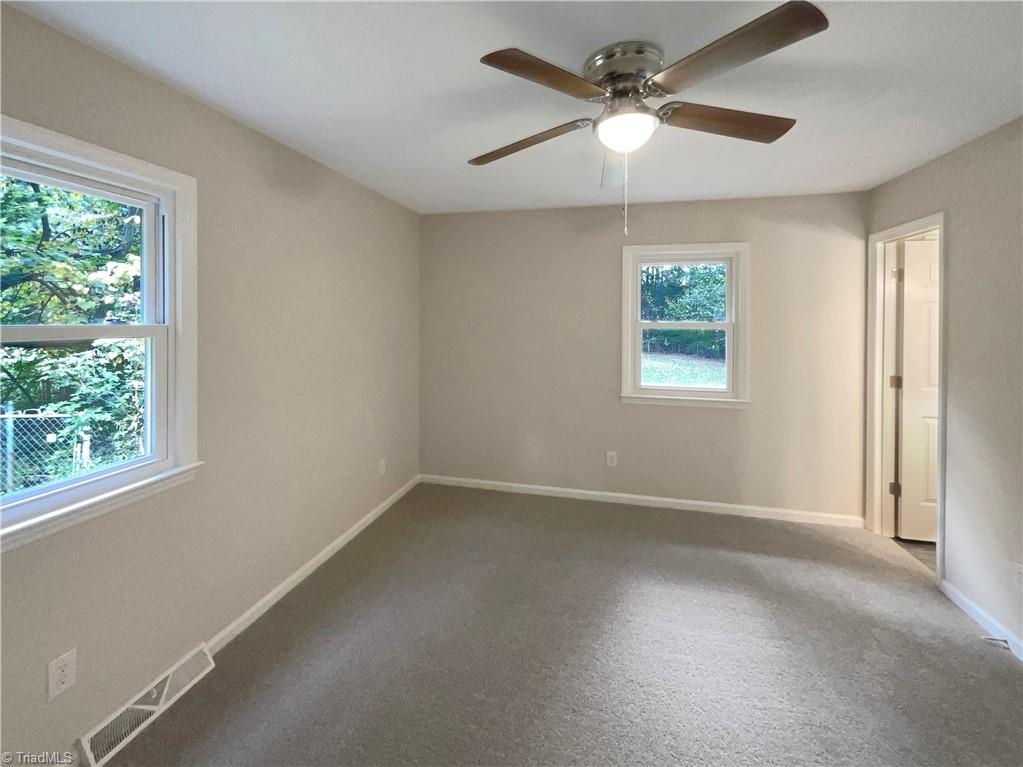 135 Darrell Davis Road Burlington, NC 27217 - Photo 5 of 25 Gallery Image 5