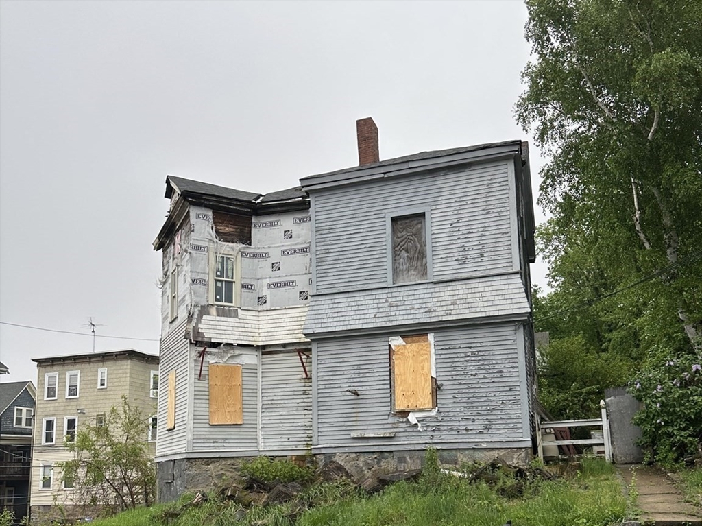 18 Eldora Street Boston, MA 02120 - Photo 2 of 2