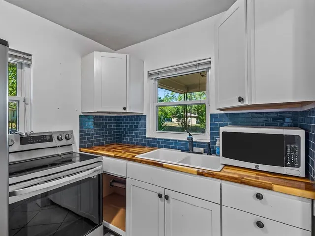 $165,000 | 3975 Roberts Avenue, Tallahassee, FL 32310