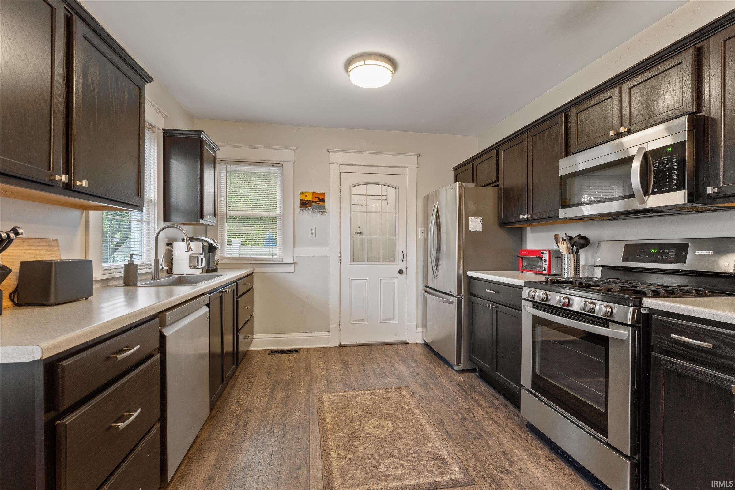 809 Turnock Street South Bend, IN 46617 - Photo 10 of 36