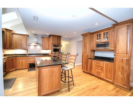 59 Dana Road Reading, MA 01867 - Photo 3 of 25 Gallery Image 3