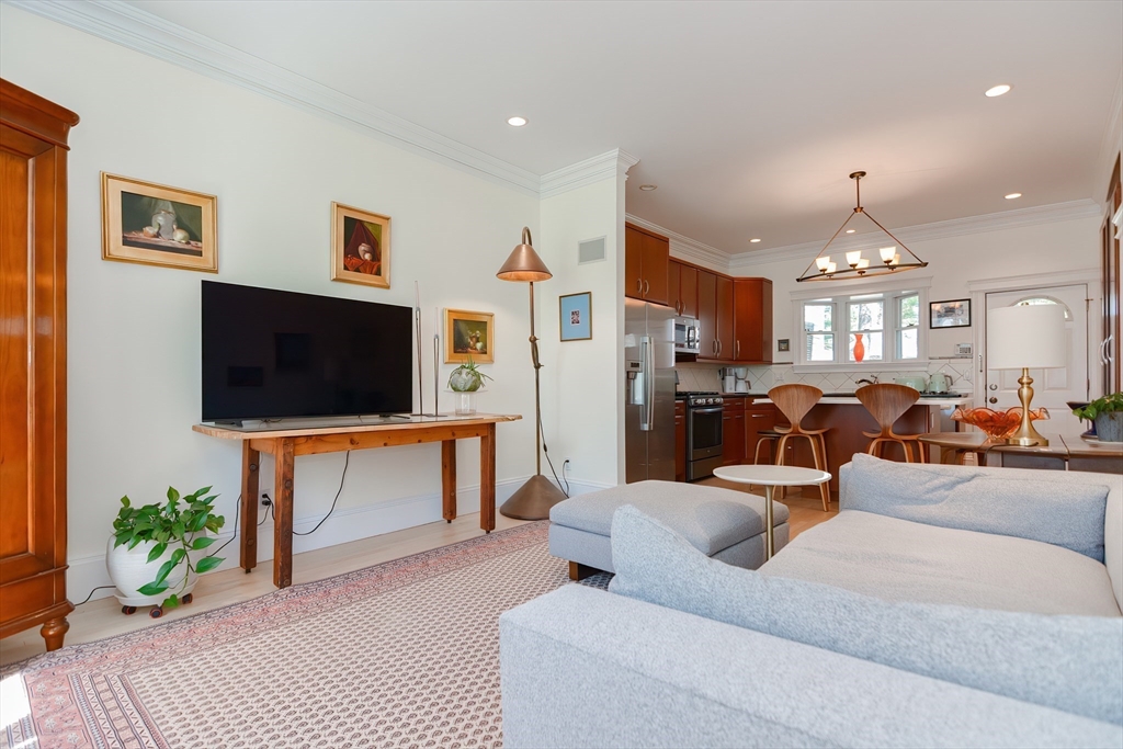 3 Forest Street, Unit 3 Newton, MA 02461 - Photo 6 of 31