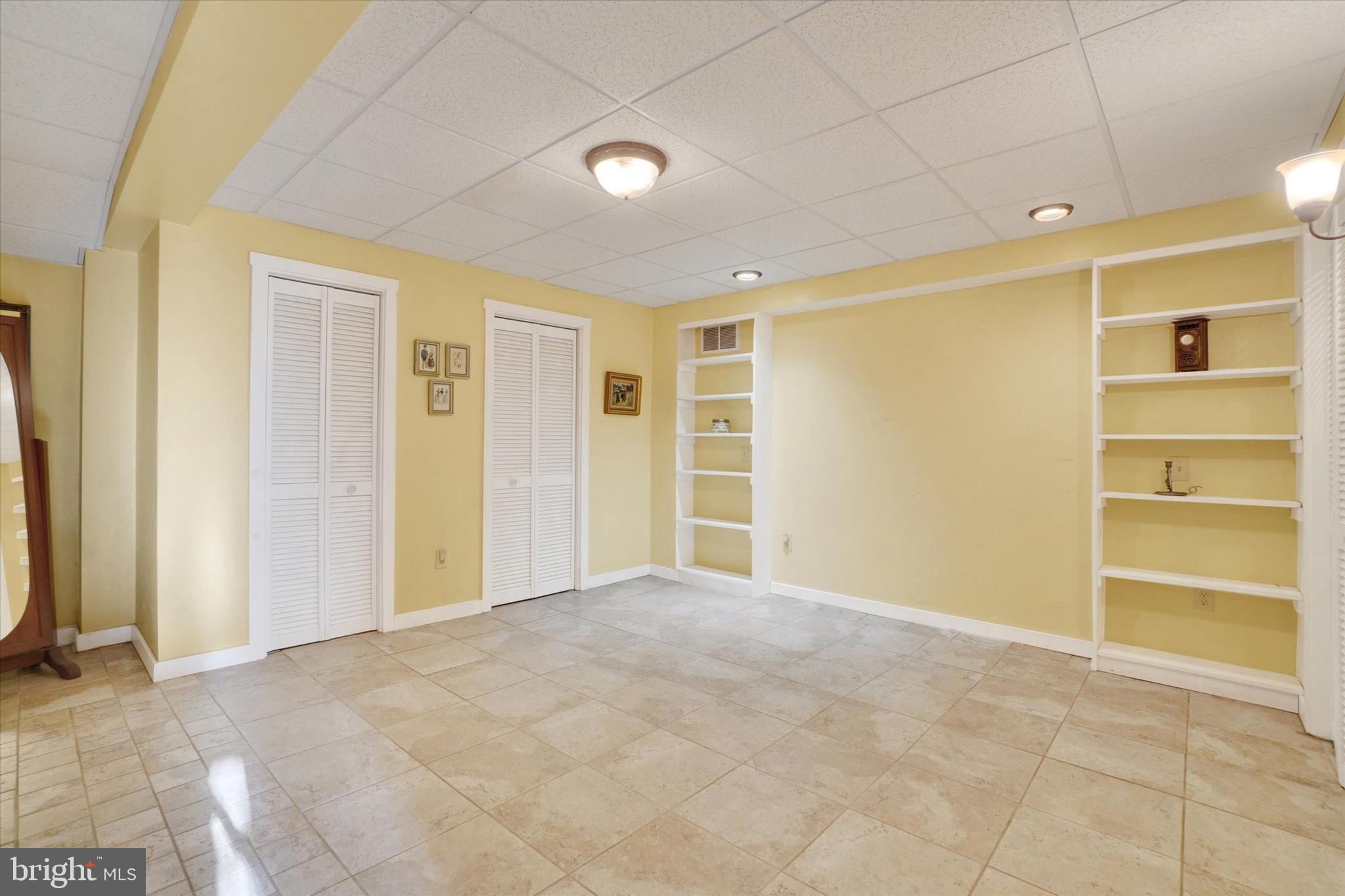 255 Meadow Road York, PA 17406 - Photo 12 of 42 Gallery Image 12