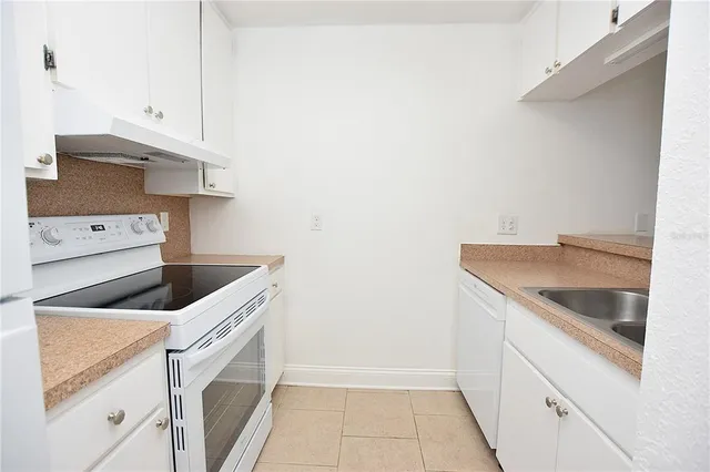 $1,200 | 141 Fernery Road, Unit B5, Lakeland, FL 33809