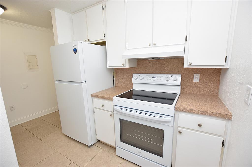 141 Fernery Road, Unit B5 Lakeland, FL 33809 - Photo 6 of 29