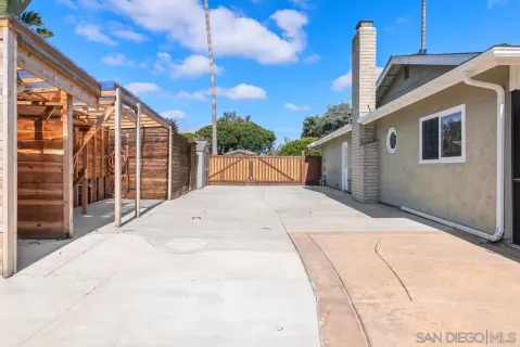 $1,749,900 | 2245 Nob Hill Drive, Carlsbad, CA 92008