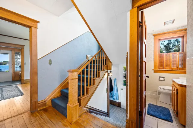 $849,900 | 936 Memorial Drive, Sturgeon Bay, WI 54235