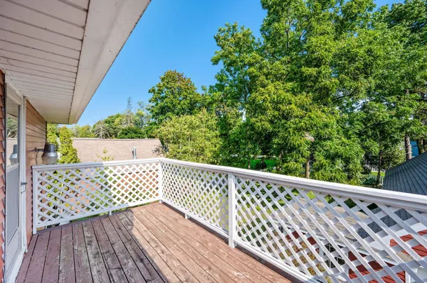 $825,000 | 936 Memorial Drive, Sturgeon Bay, WI 54235