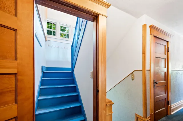 $849,900 | 936 Memorial Drive, Sturgeon Bay, WI 54235