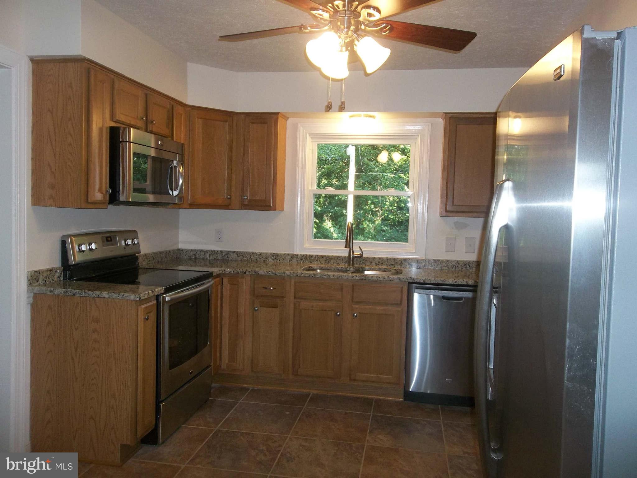 1010 Braxton Road Front Royal, VA 22630 - Photo 17 of 30 Kitchen