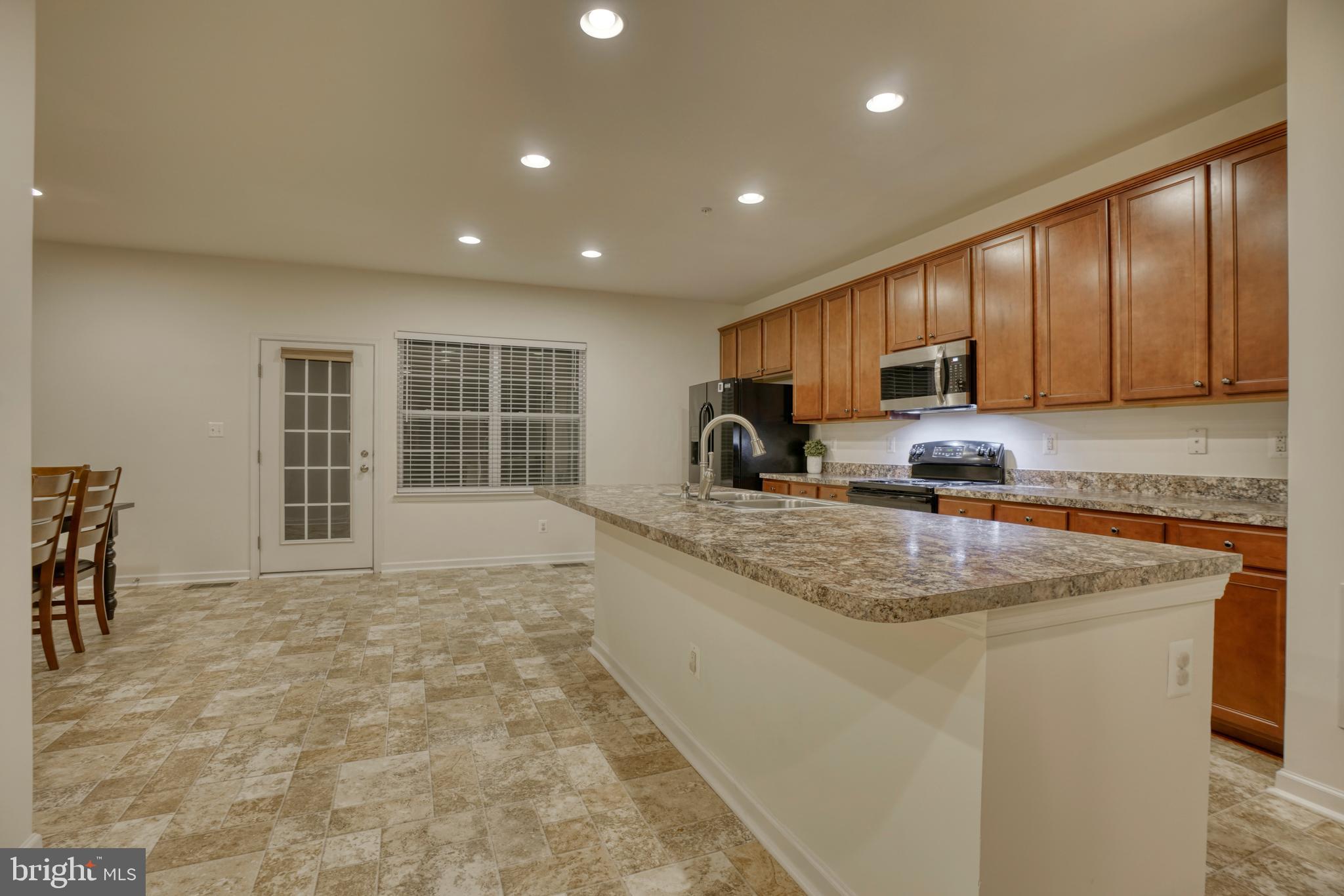 671 English Ivy Way Aberdeen, MD 21001 - Photo 9 of 40