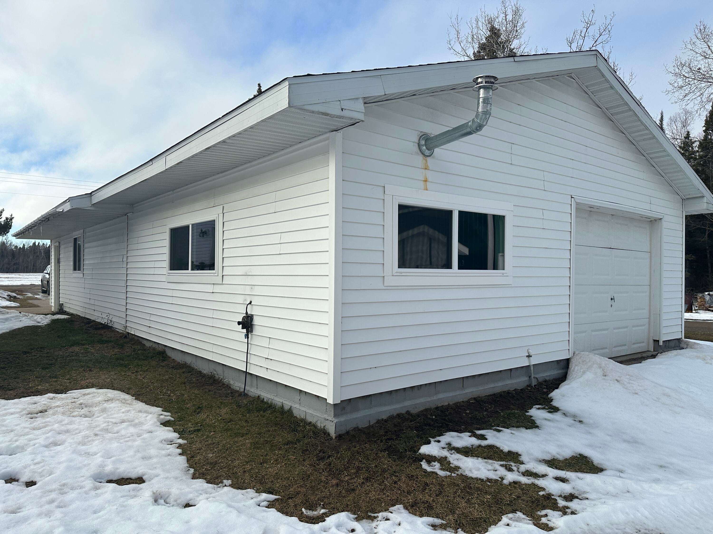 10129 South Bound Road Brimley, MI 49715 - Photo 12 of 40 Gallery Image 12