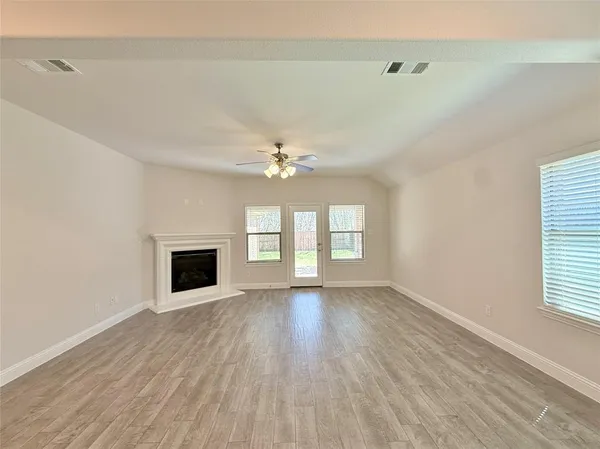 $2,000 | 2305 Caroline, Anna, TX 75409